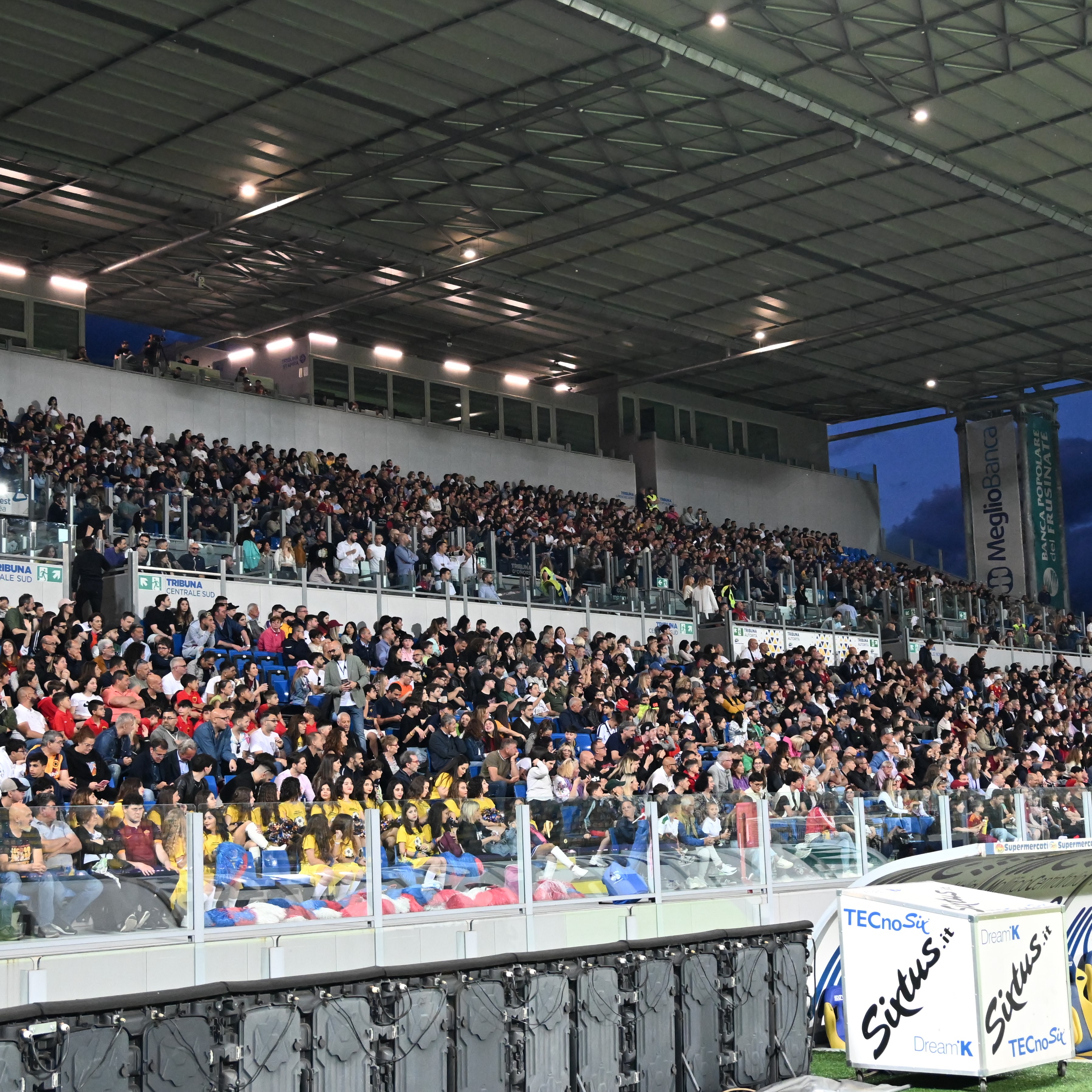 Giocatori in campo durante l'evento CUR In Campo '24